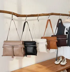 ショルダーバッグ  手提バッグ トートバッグ 大容量 可愛い 学生 制服 通勤 通学 旅行 イベント プレゼント ギフト 誕生日 シンプル 収納 小物整理に便利