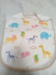 ミキハウス　ベビースリーパー　アニマル柄　よこ43cm×たて50cm