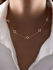 ジュエリー レディース ネックレス 1個 925スターリングシルバー中空4枚の花ネックレス、魅力的で繊細でファッショナブルな女性への贈り物、日常着、祭り、パーティーの装飾に適しています