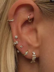 ジュエリー レディース イヤーアクセサリー セット 7個セット エレガントキュービックジルコニア マルチピアスピアスセット、クリップオンとスタッドピアスを含む、女性の日常、パーティー、バンケットなどに適したコッパー