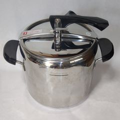 新品 未使用 Lagostina ラゴスティーナ イタリア製圧力鍋 - メルカリ