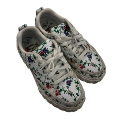 FILAスニーカー✳︎ Disruptor II × Laura Ashley24 - メルカリ