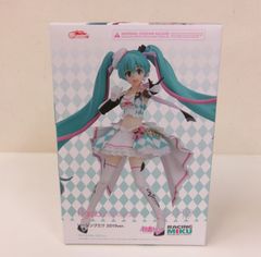 初音ミク ぬいぐるみフィギュア パステルバージョン - メルカリ
