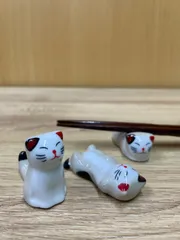 【100】在庫過多により格安にて販売！　陶器　ネコ 箸置き　10個セット