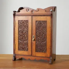 英国 アンティーク スモール キャビネット オーク 無垢材 小物入れ 収納箱 木彫刻 飾り棚 ケース ディスプレイ クラシック 木製 83293