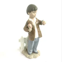 美品 NAO ナオ 彼女は遅刻した 花を持って待つ少年 フィギュリン     陶器 　240001137575のサムネイル