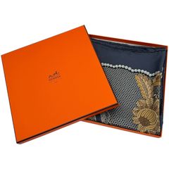 HERMES カレ90 おしゃべりな鳥たちの家 シルクスカーフ 大判 美品 爽やか エルメス シルクスカーフ カレ90 おしゃべりな鳥たちの家