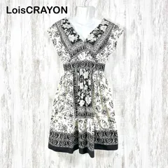 Lois CRAYON ロイスクレヨン モノクロフラワープリント 花柄 総柄 Vネック フレンチスリーブ フレアワンピース ブラック ホワイト レディース