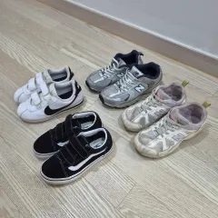 ニューバランス 530 878 NIKE VANS キッズ スニーカー シューズ 180-190