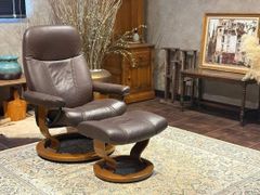 ②エコーネス パーソナルソファ オットマン ストレスレスチェア IZZ 