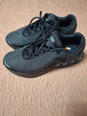 235 NIKE エア マックス DN レディース スニーカー 4040