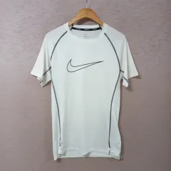 B4-15/ナイキ アイボリー ストレッチTシャツ