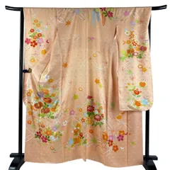 振袖 身丈163.5cm 裄丈67.5cm L 袷 誰が袖好み 落款 菊 七宝 金糸 刺繍 薄オレンジ 正絹 逸品 【中古】