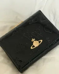 Vivienne Westwood ヴィヴィアン・ウエストウッド ブラック 二つ折り財布