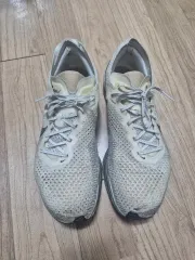 正規品 NIKE ズームX ヴェイパーフライ ランニングシューズ 275