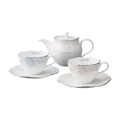 JILLSTUART ペアティータイムセット		9712921972  内容/ポット:φ8.5×18.5×10㎝･500㎖×1         カップ:φ9×11.3×6㎝･240㎖×2         ソーサー:φ15×1.5㎝×2	 材質/ボーンポーセレン