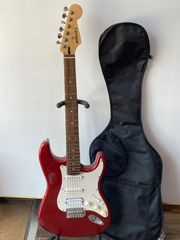 Triumph Sonic Master エレキギター レッド - メルカリ