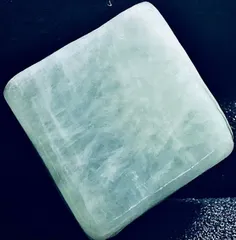 希少 ★超綺麗見惚れるほど美しい！！！純天然糸魚川翡翠ブレスレット超巨大原石8ｇ★A2544