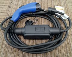 トヨタ／レクサス純正 EV・PHEV充電ケーブル】 7m - メルカリ