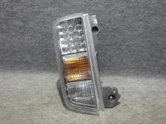 エルグランド 左テール E52 TNE52 P8960 26555-1JB3A LED球切れ無 260415252のサムネイル