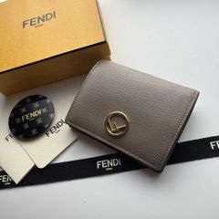 314 極上美品 FENDI フェンディ エフイズ 3つ折り財布 - メルカリ