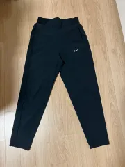 ナイキ ブラック ドライフィット トレーナー ズボン xs