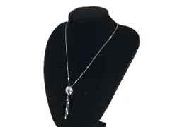 スワロフスキー　SWAROVSKI　クリスタル　雪の結晶/スノーフレーク　ネックレス　シルバーカラー　送料無料のサムネイル
