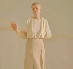 ピンタック ブラウス ブラック