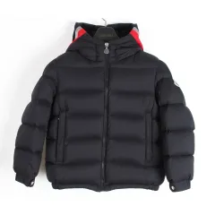 モンクレールキッズ 3本線 フード ダウン ジャケット ブラック 10Y(140)