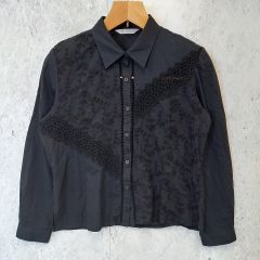 黒の刺繍入り長袖シャツ 11AR - メルカリ