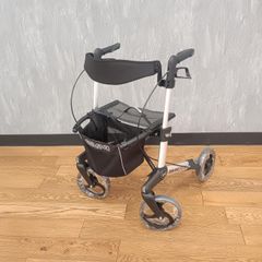 【新品】AIJ トライウォーカー 三輪歩行車 TR-62ブラック カゴ付き 日本公式オンラインストア 三輪歩行車 トライウォーカー カゴ無しTR