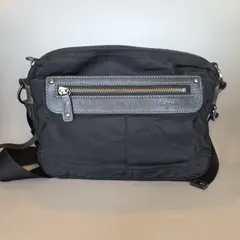 agnes b. VOYAGE ショルダーバッグ ／ブラック ナイロン 軽量