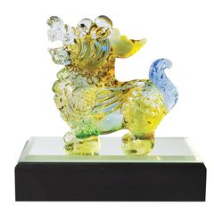ガラス製馬の彫刻 透明琥珀色 - メルカリ