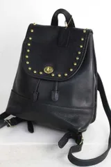 1990年代 コーチ COACH 中型 レザー バッグパック（リュック）ターンロック 鞄 バック 本革 オールド OLD ヴィンテージ ビンテージ おしゃれ【古着】 90's 90s アメカジ 男性 女性 黒 ブラック スタッズ