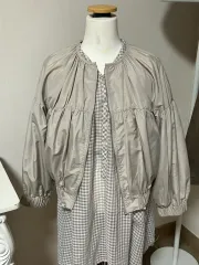 アイボリー ショート ウィンドブレーカー アウター