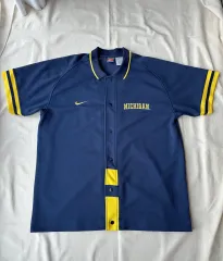 ナイキ ミシガン大学 ウォームアップ 半袖シャツ XL