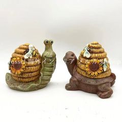 ガラスのカタツムリのポプリ入れ - メルカリ