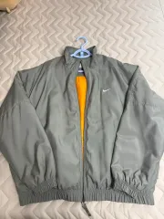 ナイキ NRG ソロ スウッシュ サテン ブルゾン ジャケット アジア XL (105)