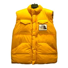 グッチ GUCCI ×THE NORTH FACE 663761 キャット ダウンベスト ナイロン プリント ロゴ S 黄 イエローのサムネイル