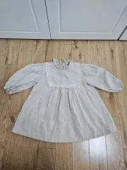 女の子ONE PIECE ロングTシャツ 100程度サイズ