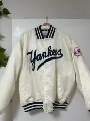 ニューヨークヤンキース マジェスティック スタジアム ジャケット