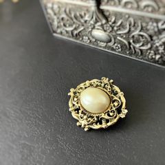 美品】CHANEL パールピアス片耳のみ 刻印あり - メルカリ