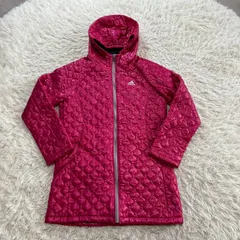【新品未使用品】 adidas （アディダス） キルティングジャケット 中綿ジャケット ジップアップ フード付き ハーフ丈 ウインドブレーカー スポーツ レディース Mサイズ
