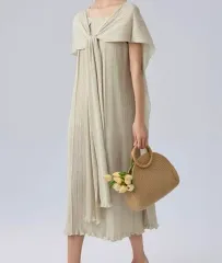 送料無料＆送料込み #ほぼ新品 #ロングプリーツワンピース #半額 #元値71,400円