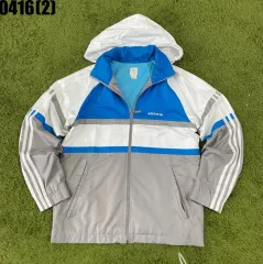 アディダス ウィンドブレーカー