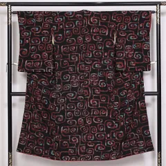 アンティーク 小紋 袷 身丈143cm 裄丈61cm 正絹 Bランク 広衿 XSサイズ 唐華 ポップ 遊び心 黒系 M4 1221-10008