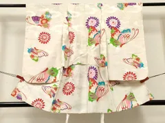 平和屋着物[]七五三　女の子　３歳　祝着　三つ身　舞蝶芝菊文　銀彩　洗える着物　DABC5436ma