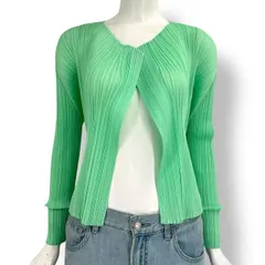 新品同様 ISSEY MIYAKE イッセイミヤケ PLEATS PLEASE プリーツプリーズ トップス カーディガン サイズ3 グリーンのサムネイル
