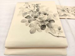 開き名古屋帯 正絹 銀糸 西陣織 唐織 オフホワイト 花 中古 tj430