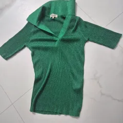 Baum グリーン ゴージ 半袖Tシャツ グリッターLEE